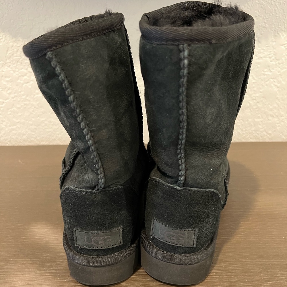 UGG Black Girl size 5 boots